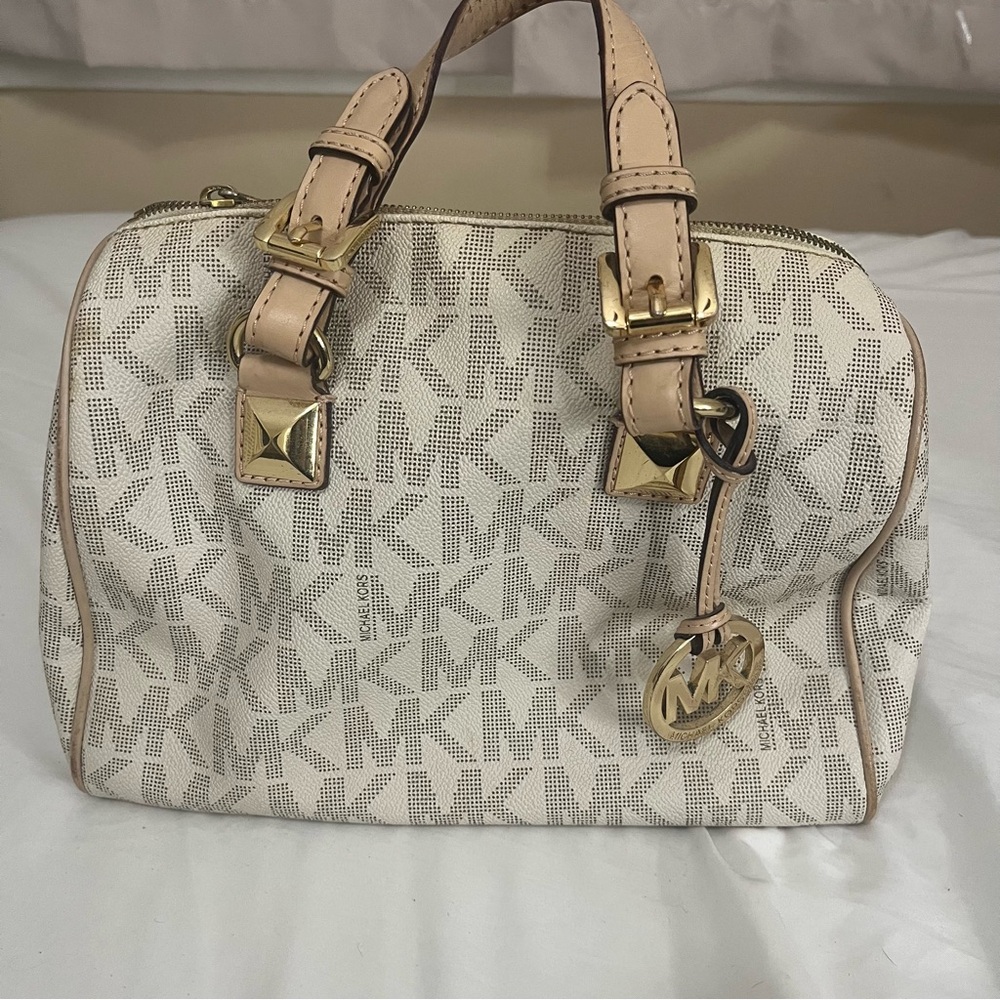 Michael Kors purse